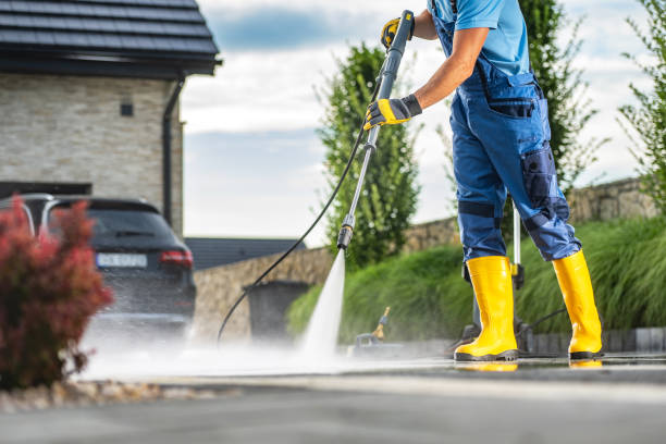 Why Choose Our Certified Pressure Washing Experts for Your Project Needs in Colbert, OK?